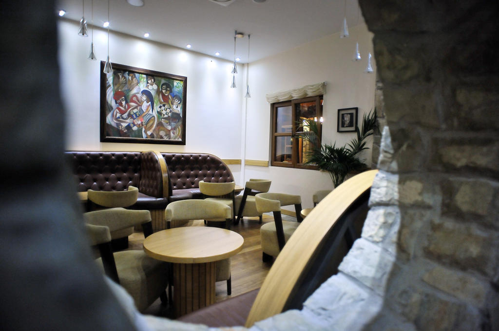 Hotel Aria Mitrovici  Eksteriør billede